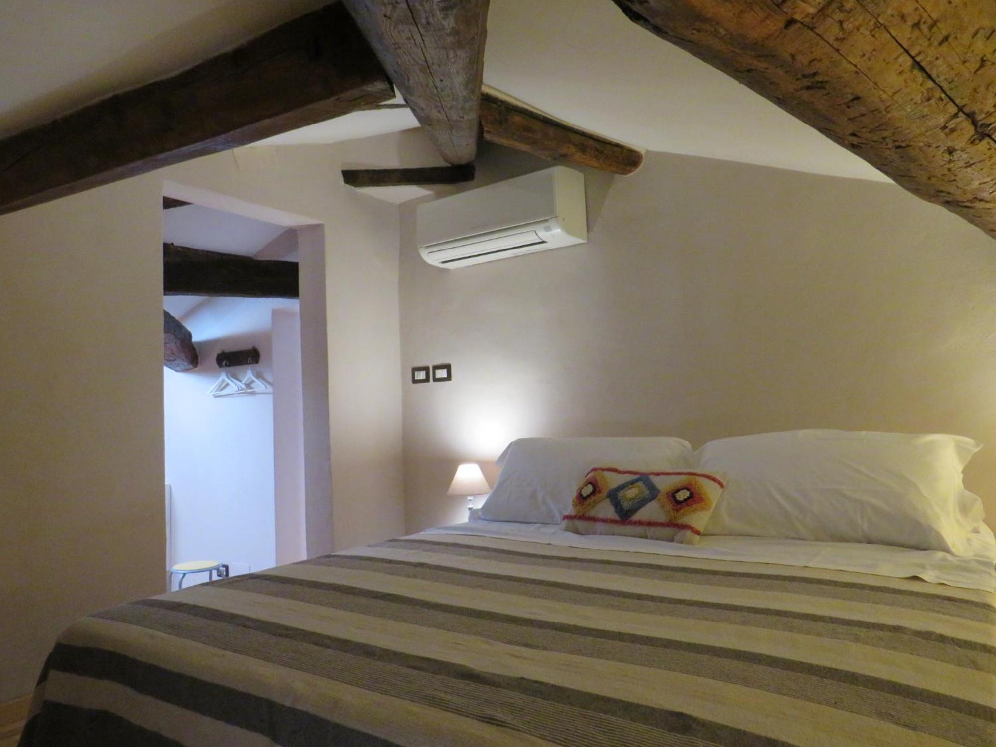 Bed and Breakfast La Superba Ca' Zeneize Фояно-делла-Кьяна Экстерьер фото